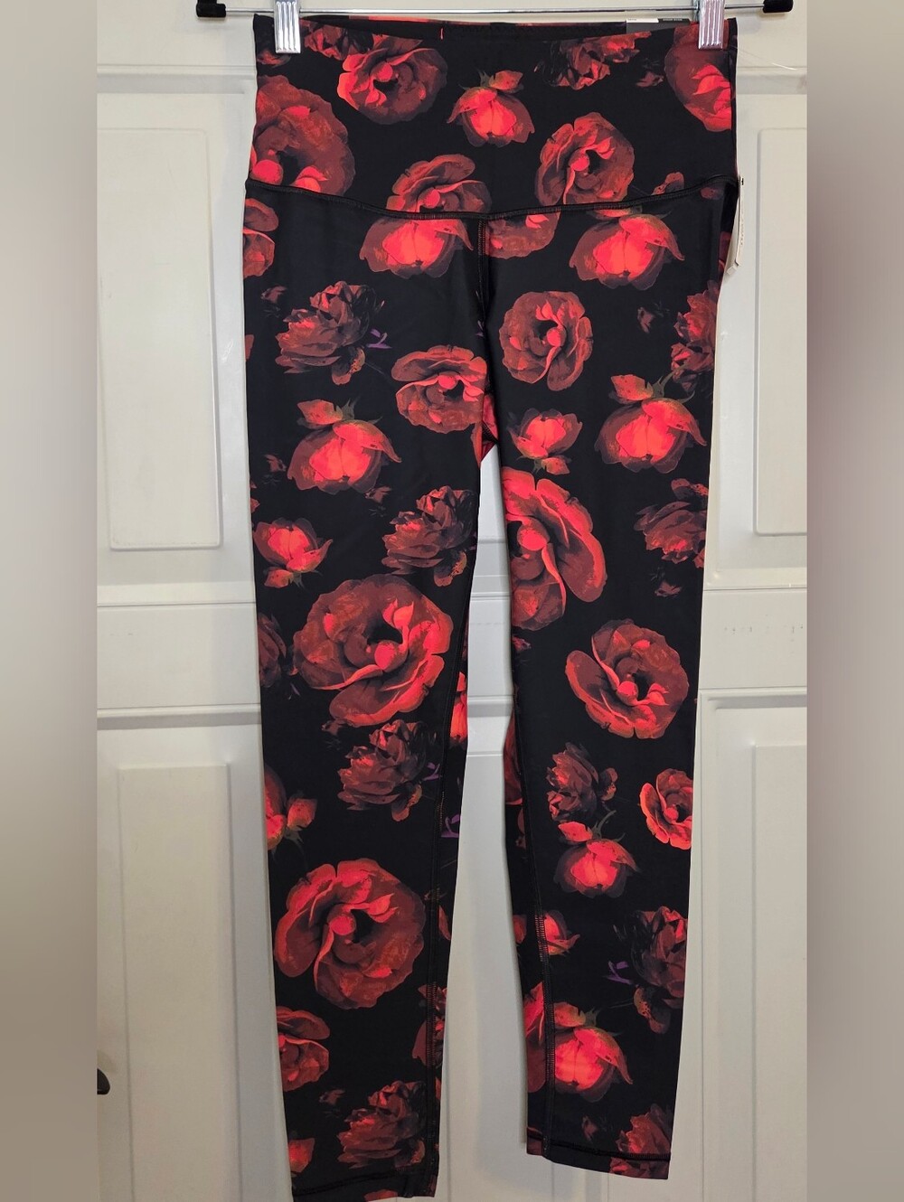 NWT Victoria's Secret Sport - High-Rise Black Leggings with Red Floral Print